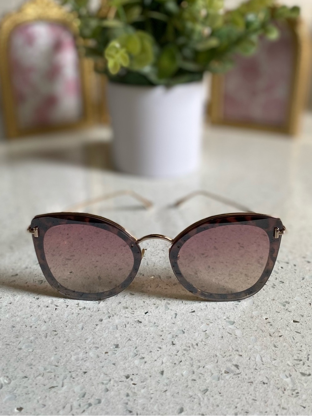 Tom Ford Tortoiseshell Rose Gold Cat-Eye Sunglasses